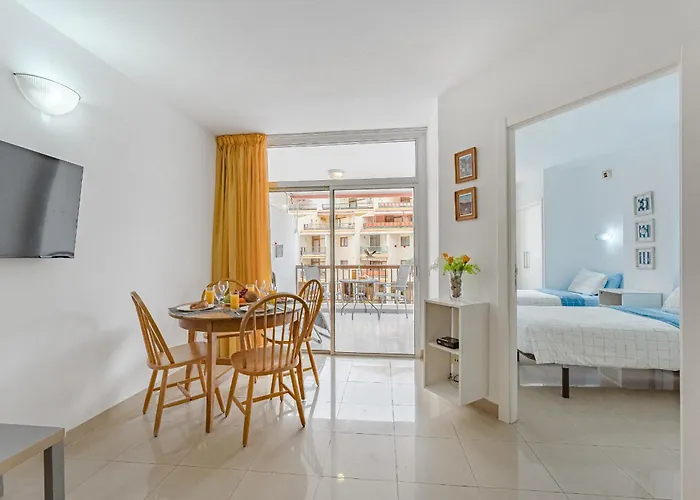 Just 2min To Loscristianos